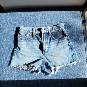 Madewell:  The Perfect Jean Short, Size 24, Burnett Wash ND180
